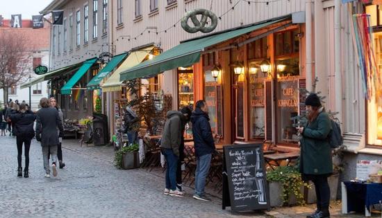 第7级业余队*彩博**网站大火遭诅咒:希望你们死于新冠