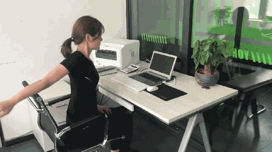 肩膀僵硬最快解决办法,肩膀僵硬怎么快速缓解