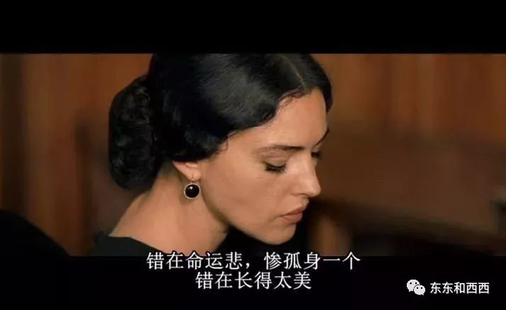 55岁仍然性感至死，这样的天生*物尤**从来没人觉得她低俗