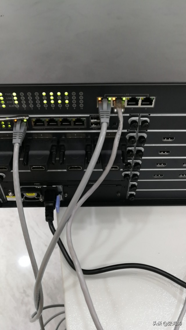 一万没赚到还花几万,拼接大屏幕支架规范