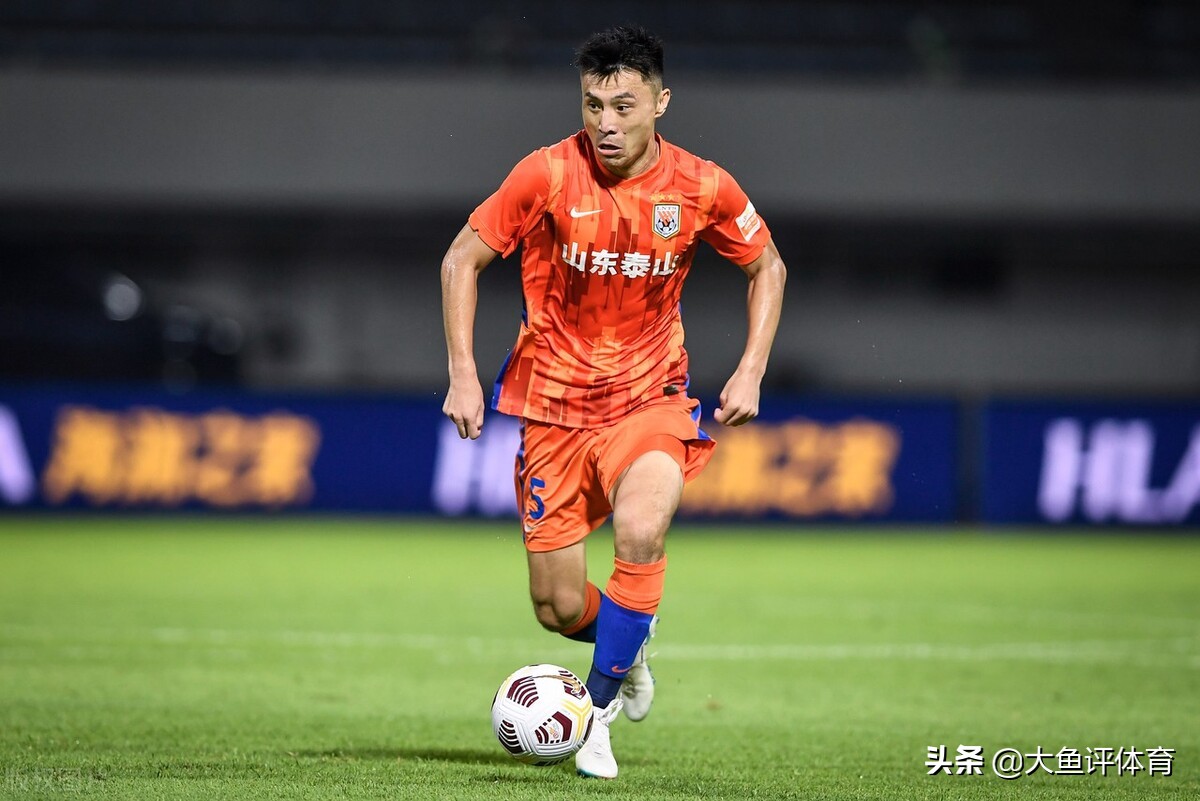 国足备战训练氛围轻松,国足青训队内氛围