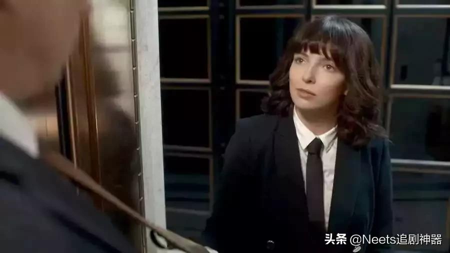 豆瓣9.3，这对姬情四射的女人好凶好美……