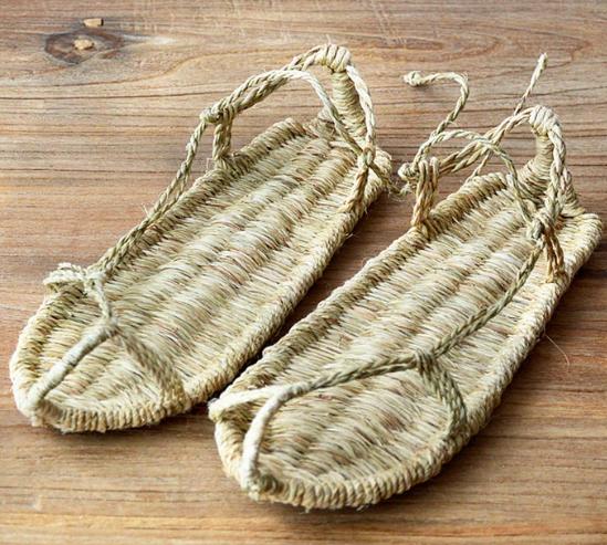 古人穿的精致的鞋子,古时候人们都穿什么鞋