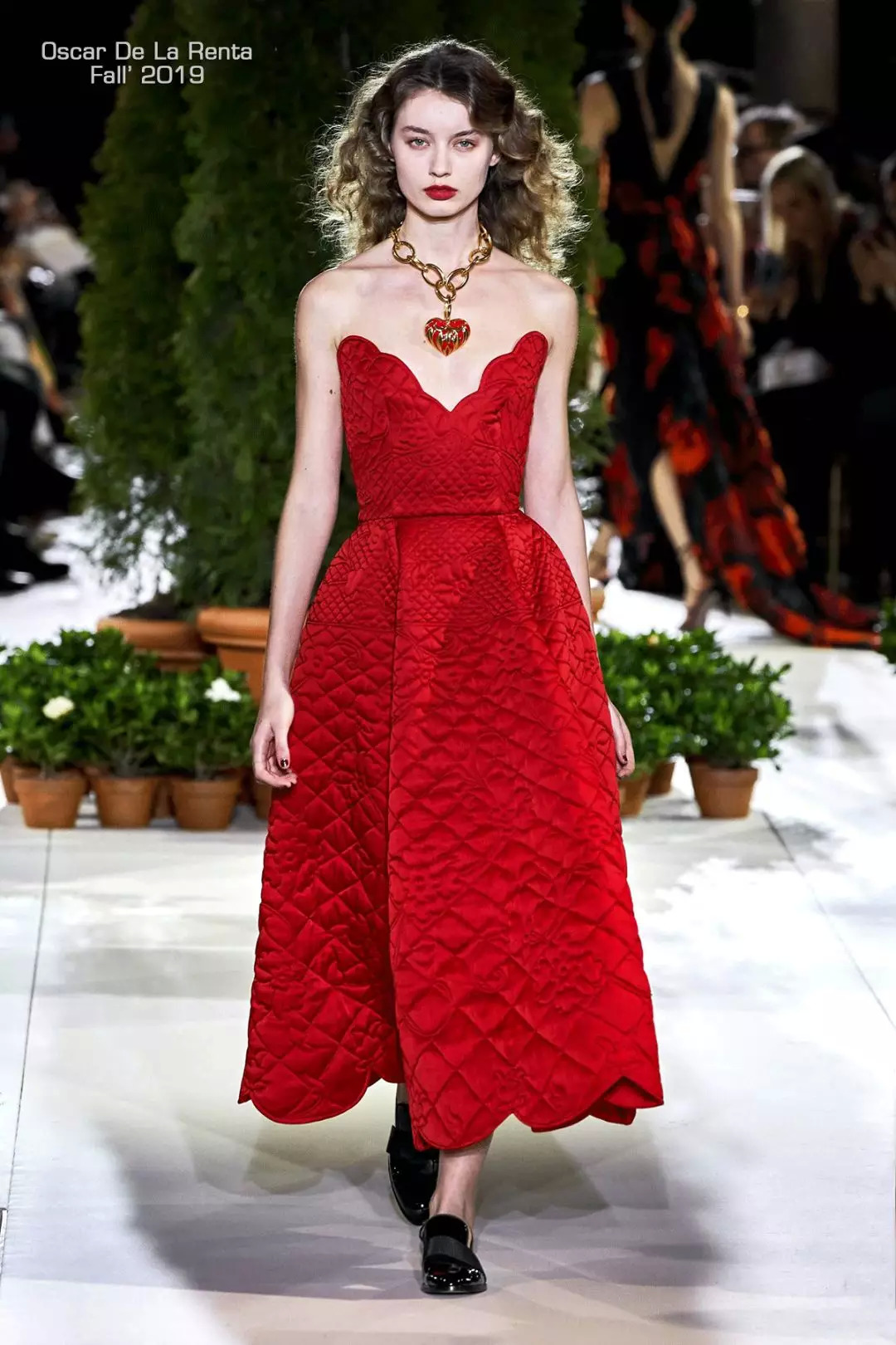 复古菱格双肩包香奈儿,香奈儿大号包包穿搭