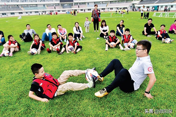 小记者互动完整版,小记者亲子马拉松