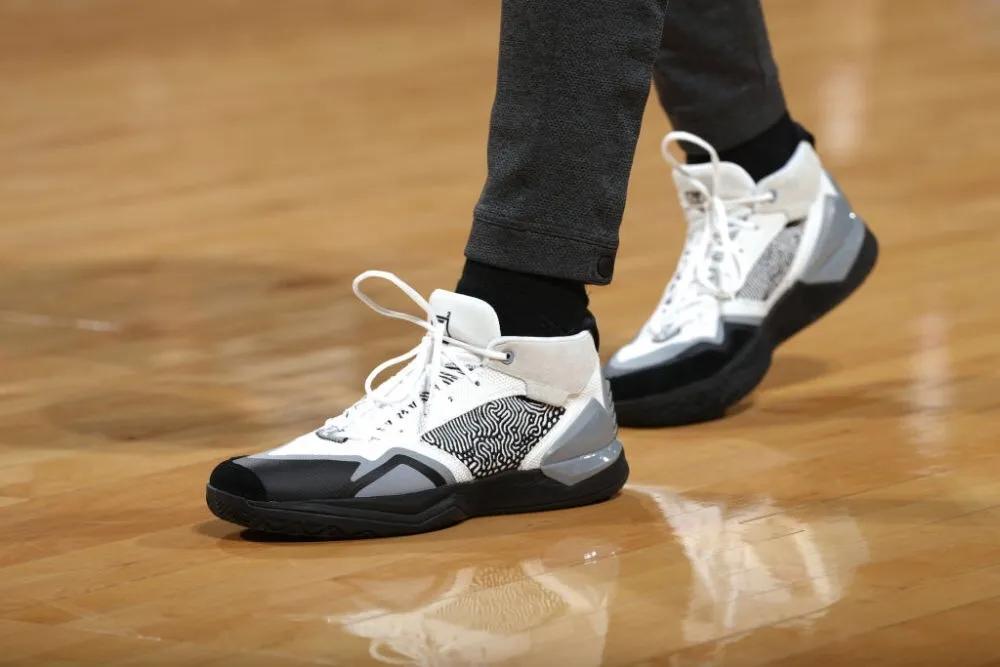 2014年总决赛伦纳德上脚的球鞋,nba伦纳德上脚