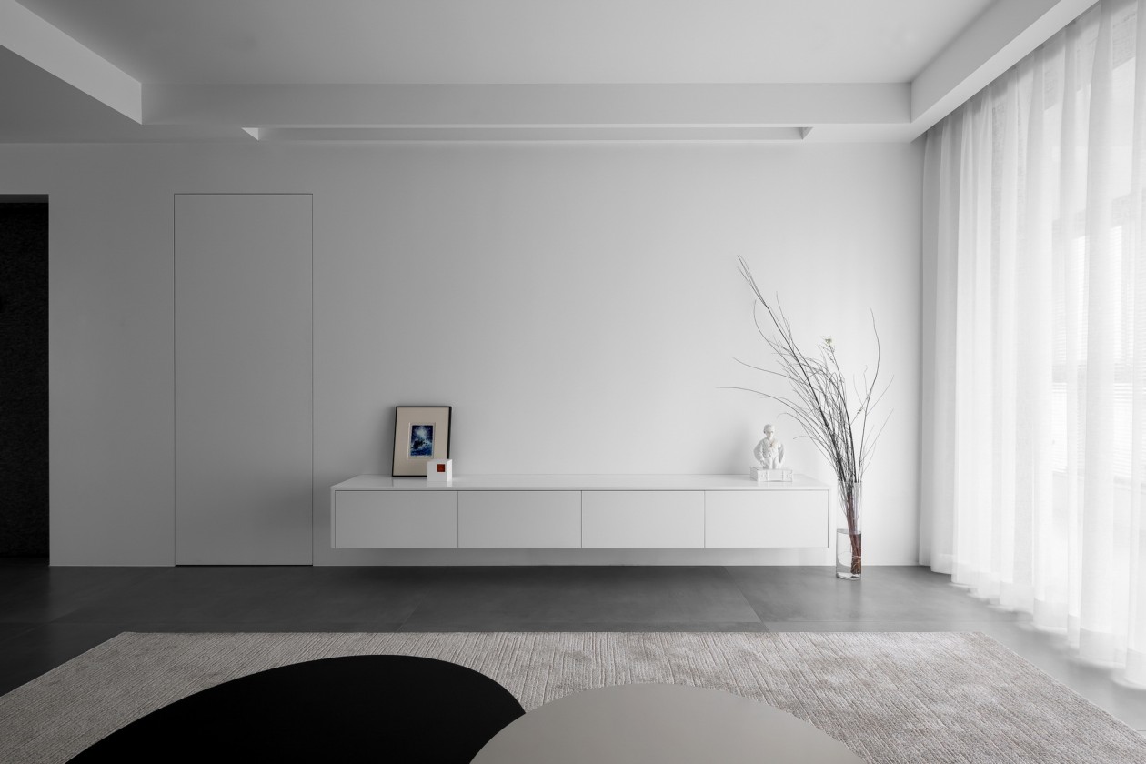 HOUSE无需刻意去做手法，我只是将本来心中所想的表达出来