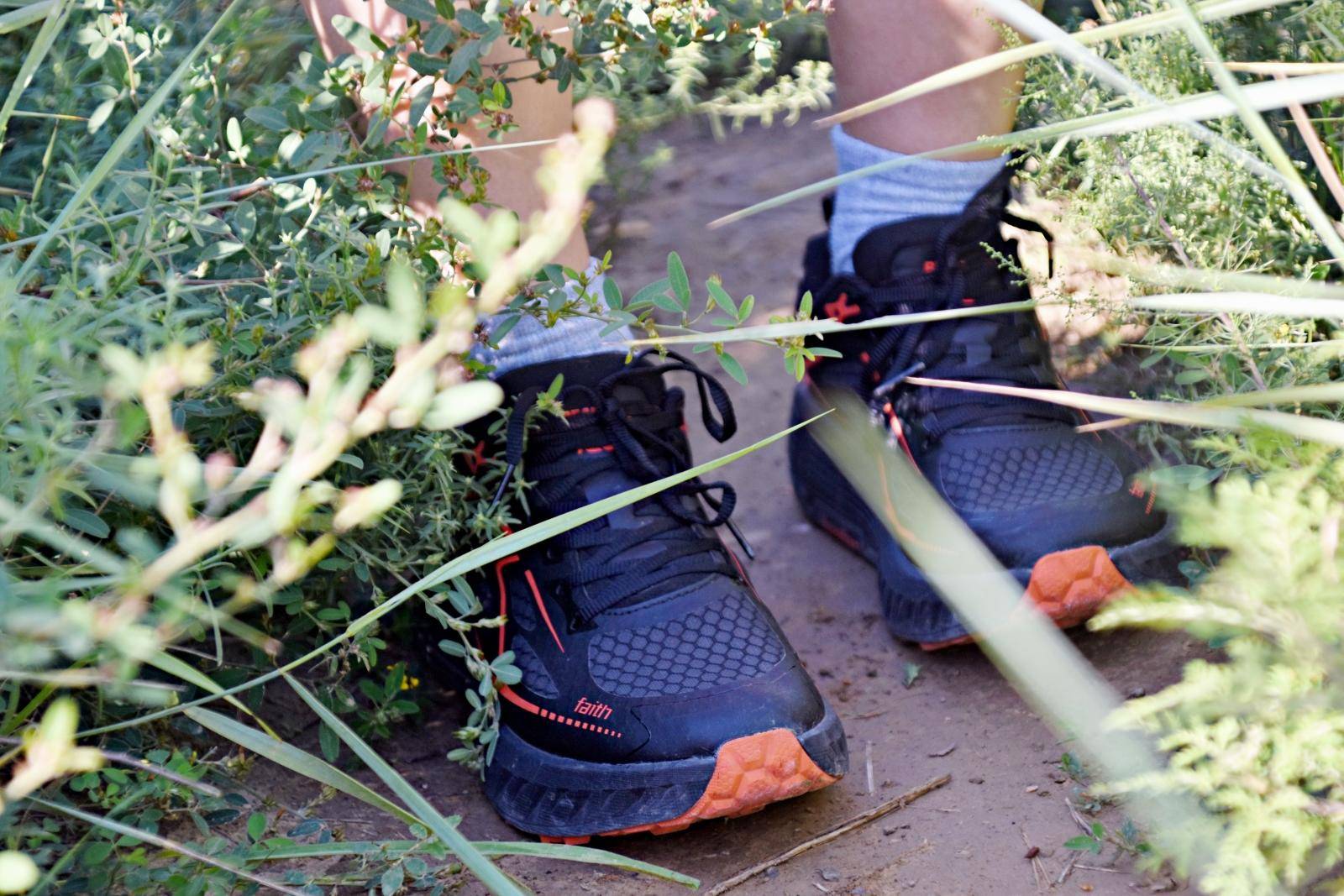 r2缓震跑鞋测评,r2跑鞋哪款适合初跑者