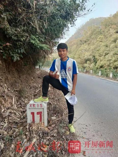 农村小伙苦练轻功水上漂,农村小伙练篮球