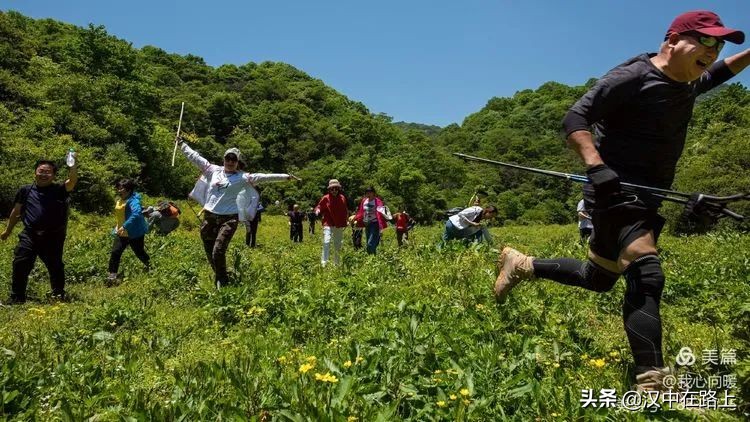 汉中圈子崖天坑,汉中镇巴圈子崖天坑旅游攻略
