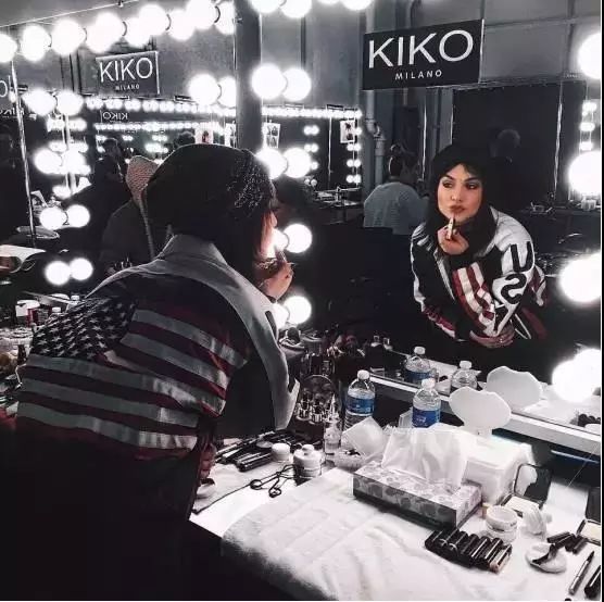 kiko2020圣诞限定口红08,kiko春季该买的口红