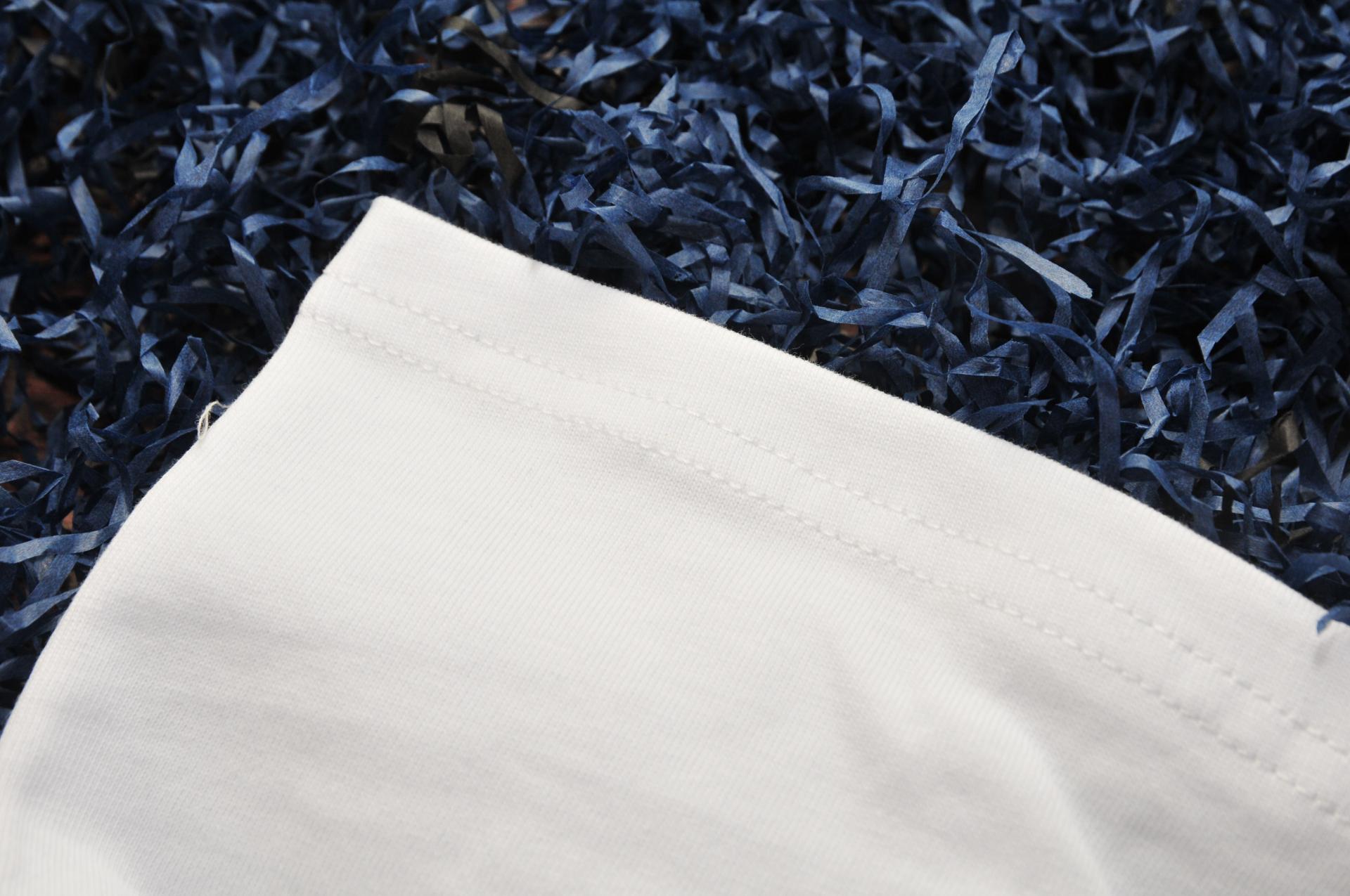 怎么选择经典百搭版型好的t恤,t恤的选择与搭配