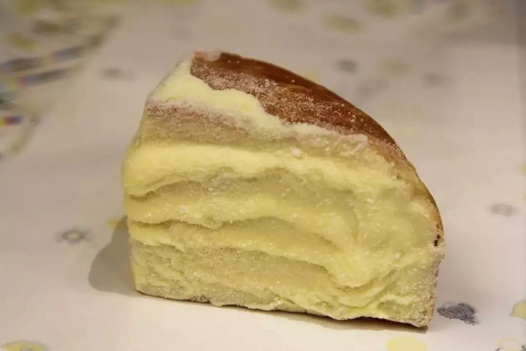 排队40米，刷爆西安人的朋友圈，都为了小寨这款网红“包”！