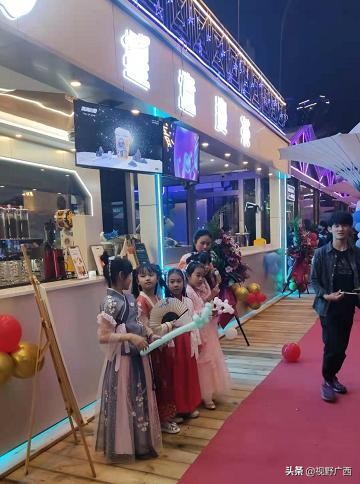 南宁第一家露天酒吧,南宁第一个酒吧开业