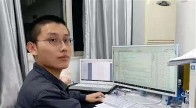 湖北连体双胞胎兄弟最后被分开了,湖北双胞胎兄弟考上清华