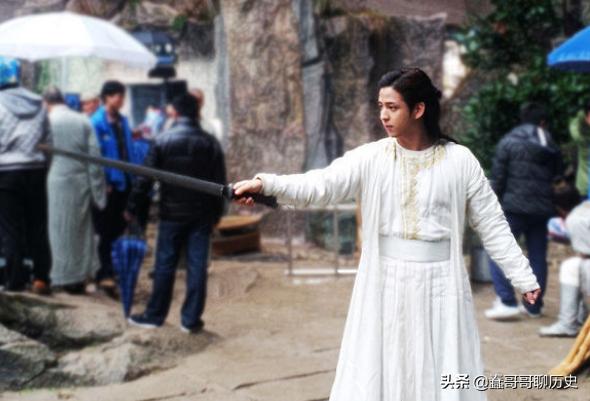 韦一笑轻功和楚留香轻功,韦一笑轻功与空空儿轻功