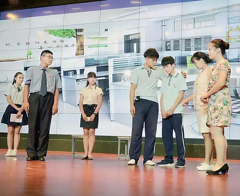 奋发实干高质量发展步履铿锵,实干担当促发展主题教育