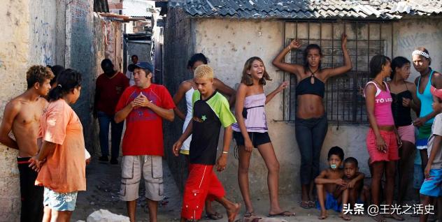 怎样了解赛博朋克,什么是真正的赛博朋克