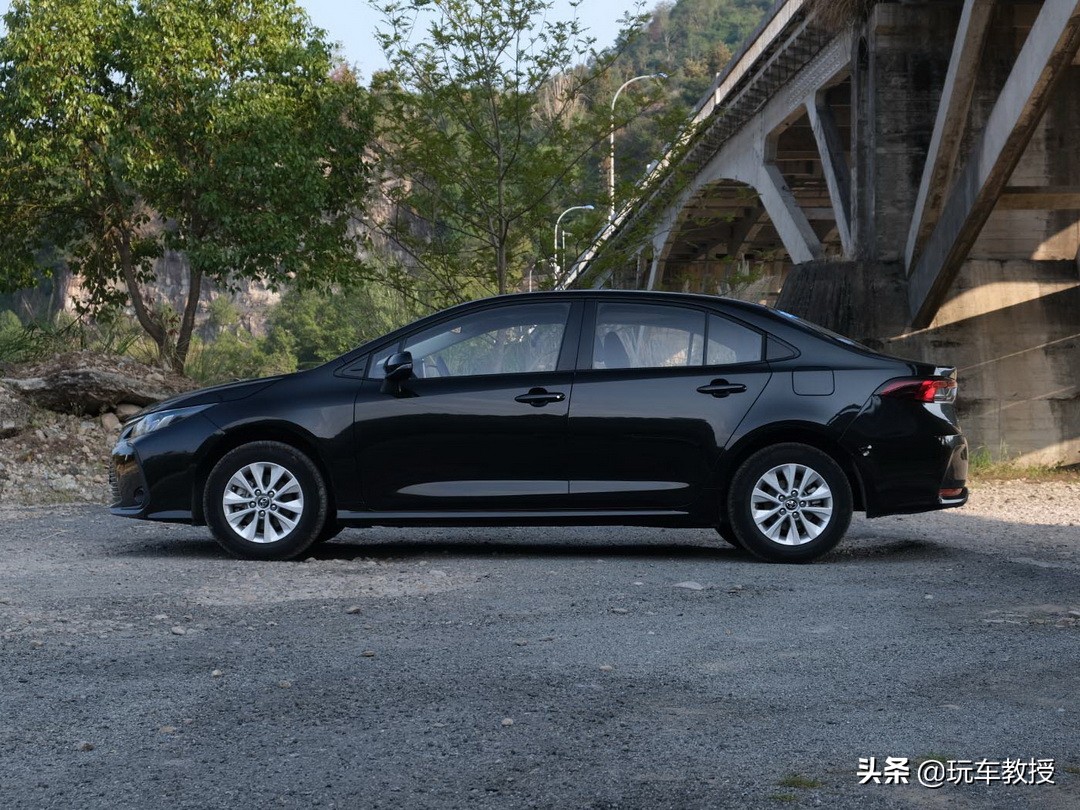 10万到15万左右日系suv车推荐,15万左右性价比高的车二手日系suv