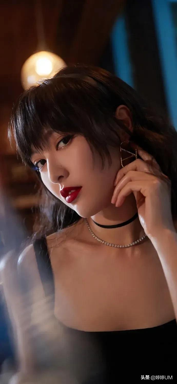 唐嫣迷人的身材,唐嫣迷人身材