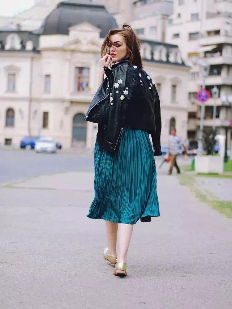 女孩皮衣新款爆款12岁春季,皮衣裙子新款套装