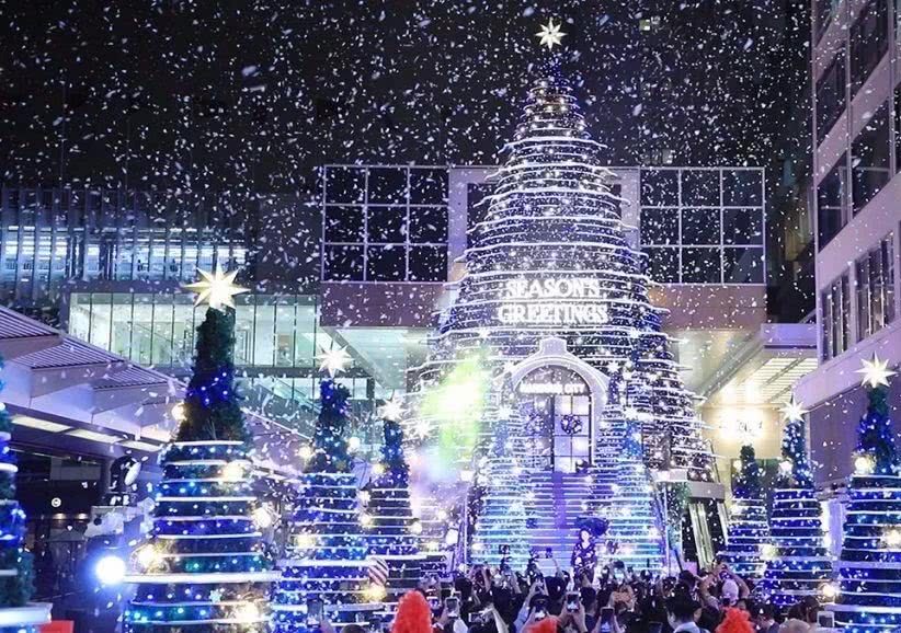 香港巨型圣诞树,香港圣诞树旅游攻略