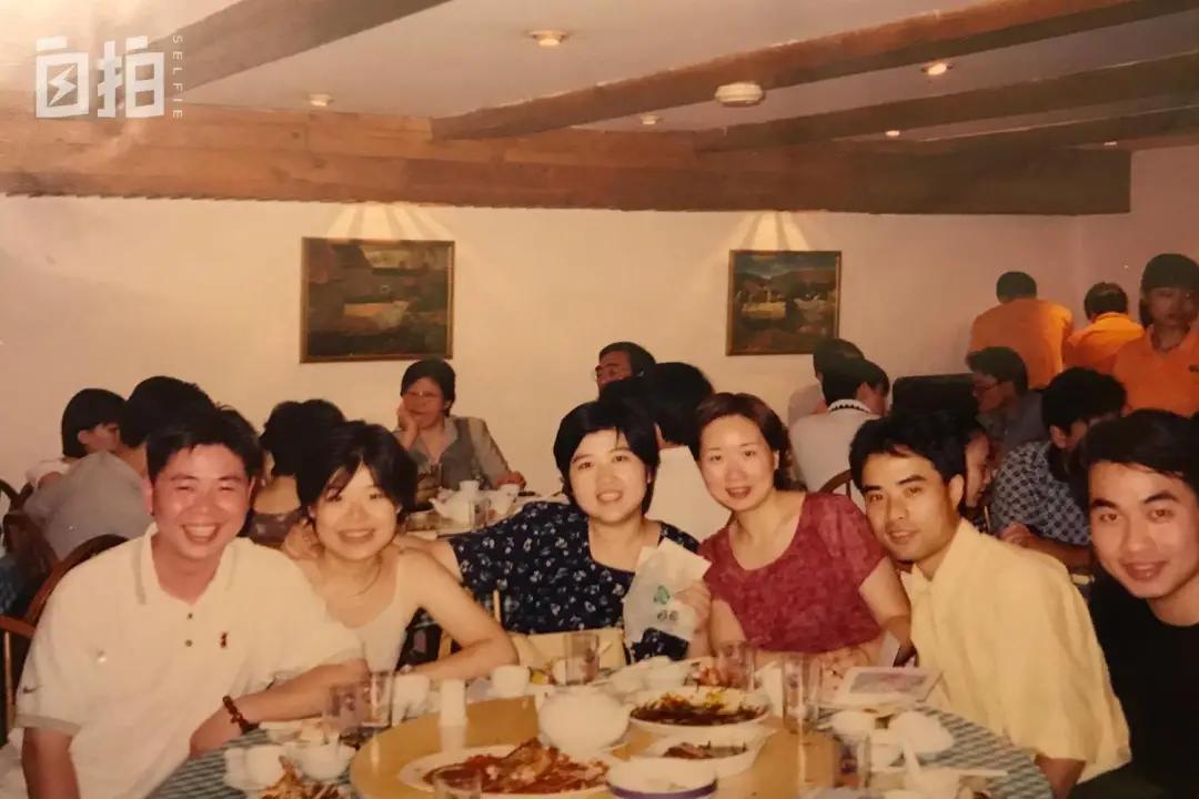 被同龄人刺激，我46岁从国企辞职，卖了上海闹市房，一个人到美国读书