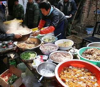 农村结婚习俗闹新房,农村青年人结婚的礼仪