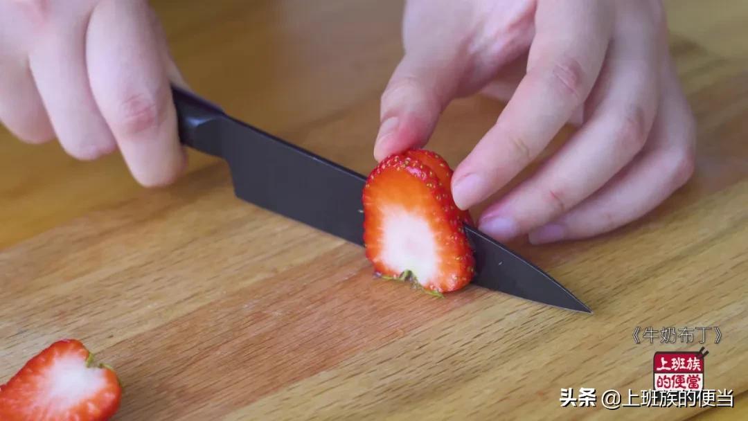 不用烤箱和蒸锅，把握好这个比例，滑溜溜的布丁随便吃