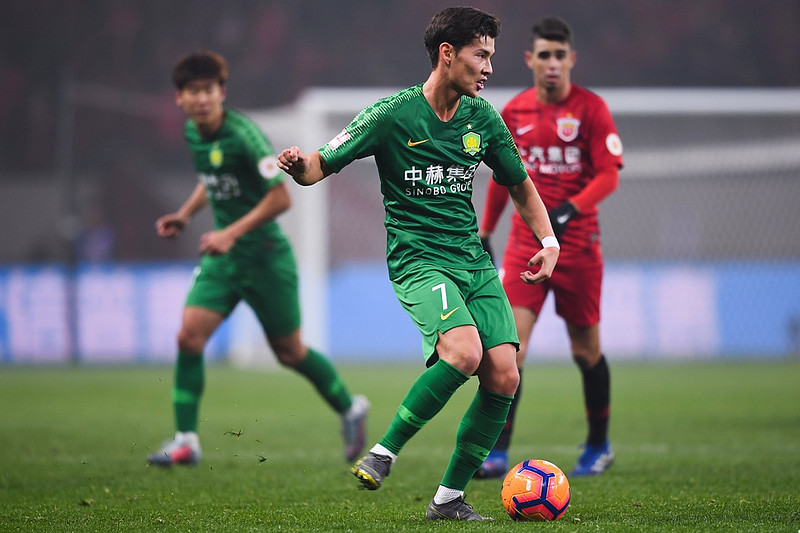 花8.7亿元买几个黑人兄弟？中国足球，沉下心来吧