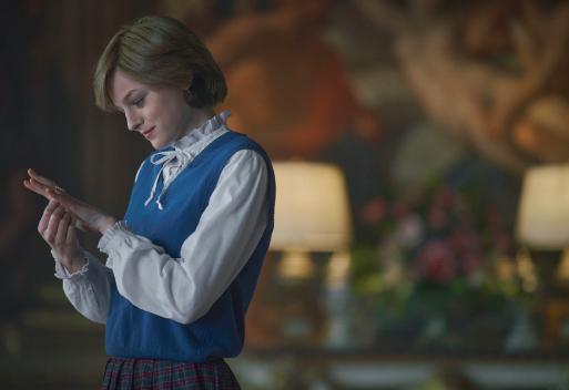 女王的新衣粤语,女王的新衣服装