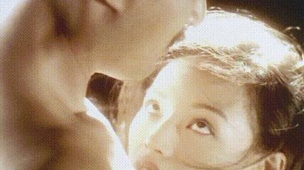 张国荣歌曲不一样的烟火,张国荣电影劲爆镜头