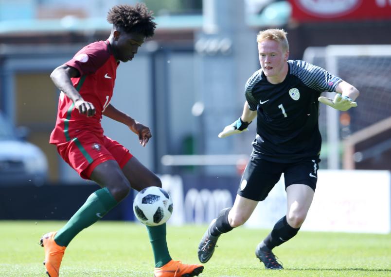 布冯c罗尤文比赛,c罗加盟尤文图斯布冯