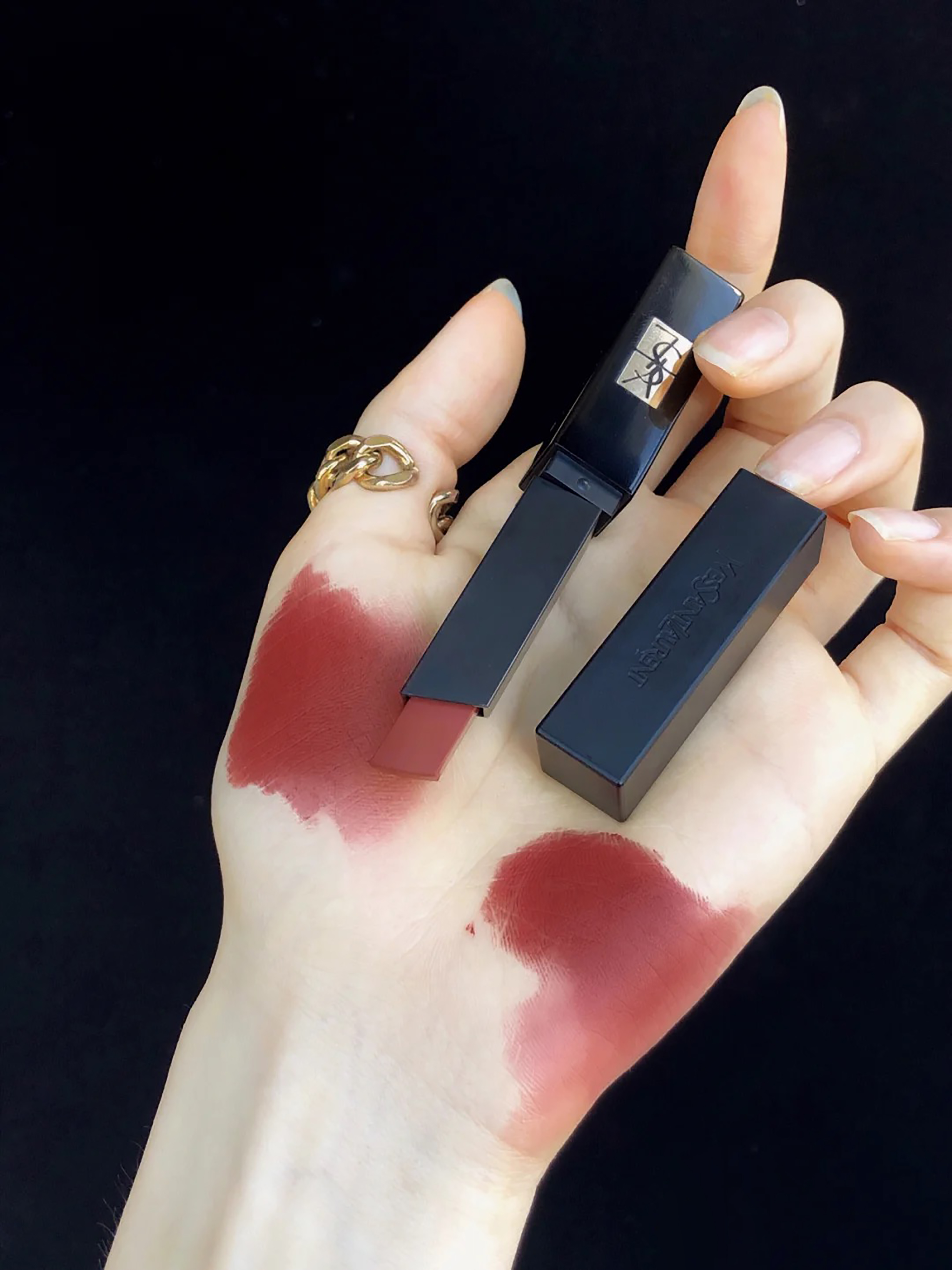 dior豆沙棕丝绒720口红试色,ysl302小黑条豆沙色和迪奥720