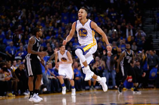 2019勇士vs开拓者g2库里,nba勇士vs开拓者库里