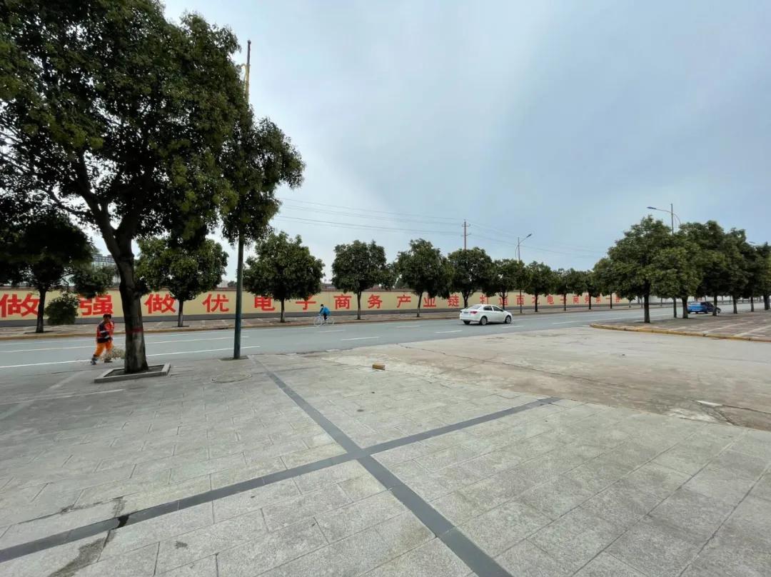 *疆新**农产品电商出疆，首选这里“中转”