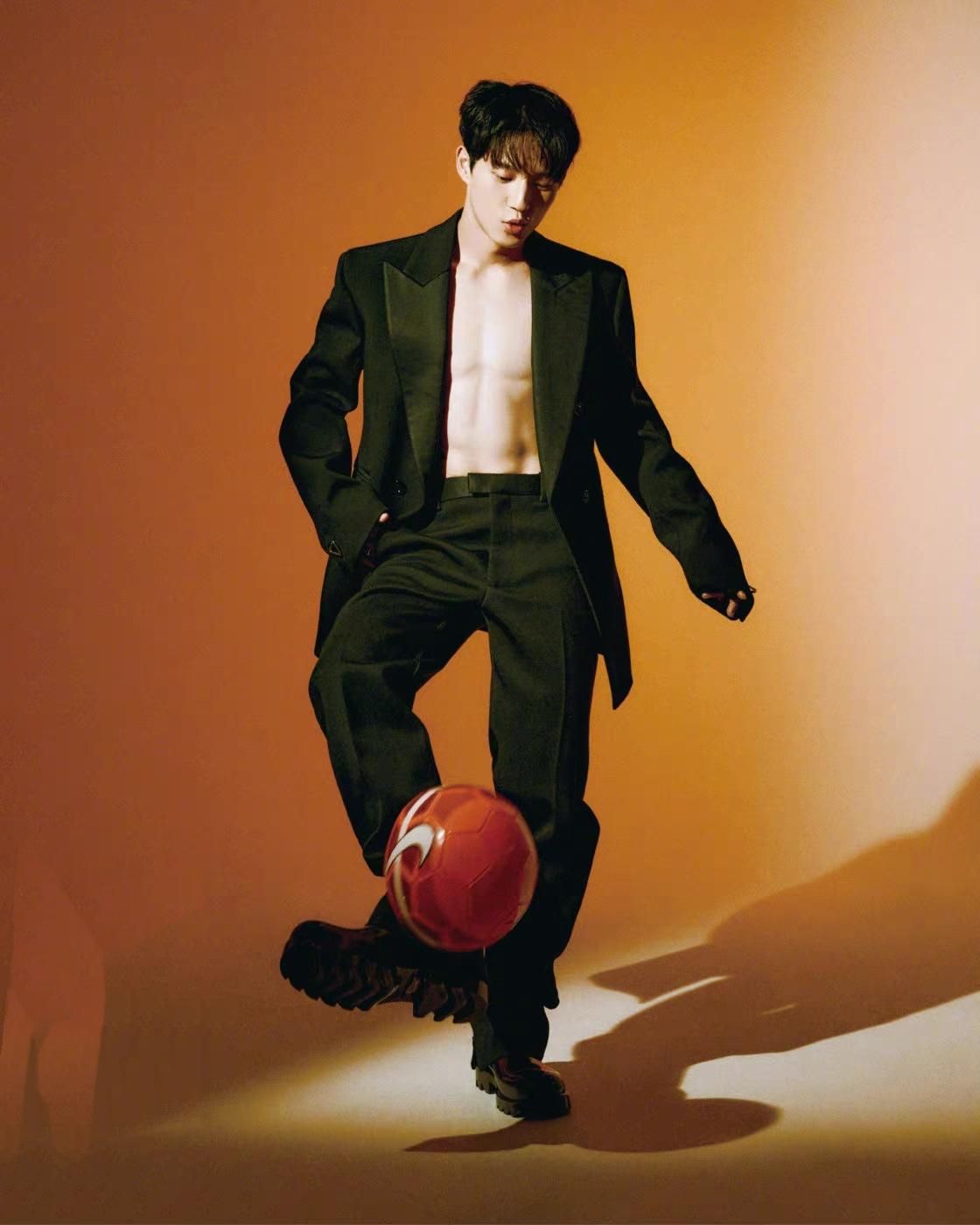 韩国男运动员逆天颜值,韩国男足颜值