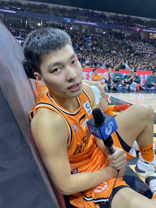 CBA全明星赛，这个山东小将逆袭夺冠，赛后一番话真霸气