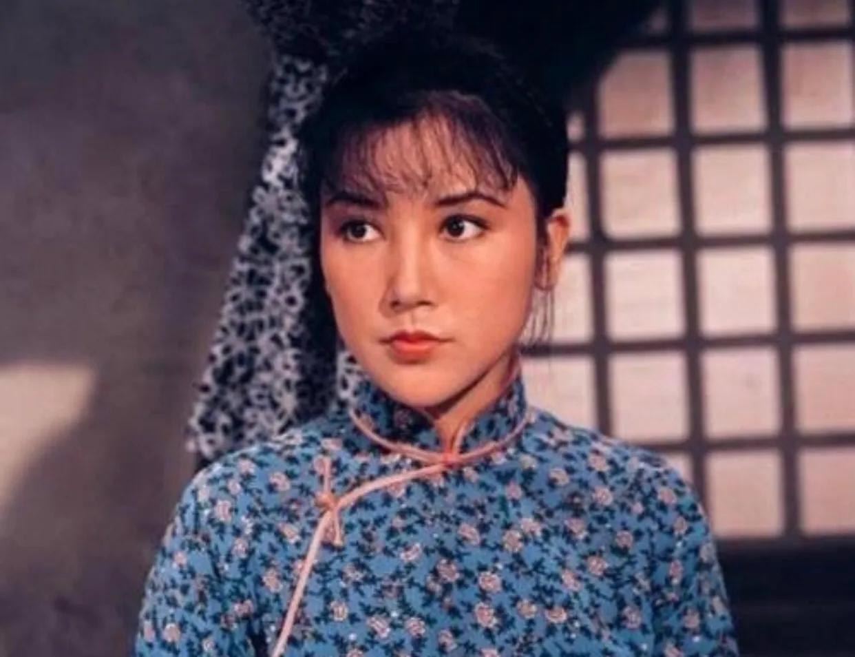 明星整容和不整容老去有什么区别,自然老去和整容明星的对比