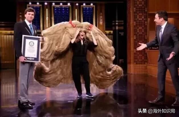 吉尼斯记录！美国网红黑人发型师自制洗发水呵护“秀发”