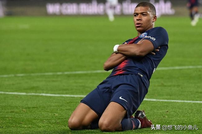 梅西世界足球年度排名,足球历史十大巨星梅西只能排第五