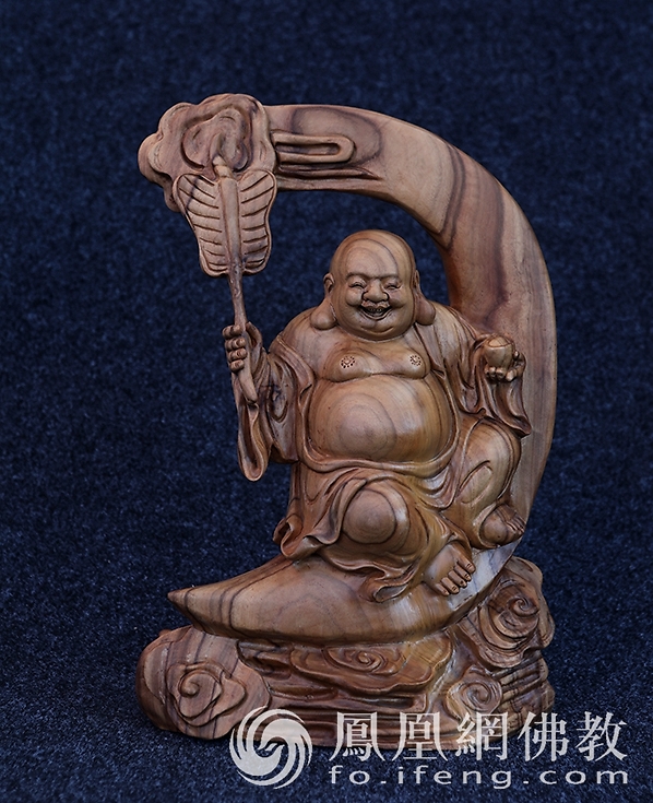 桐柏木雕博物馆龙的雕像,桐柏山木雕博物馆