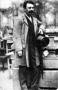 莫泊桑生活不像你想象中的那么好,莫泊桑生活并非一帆风顺