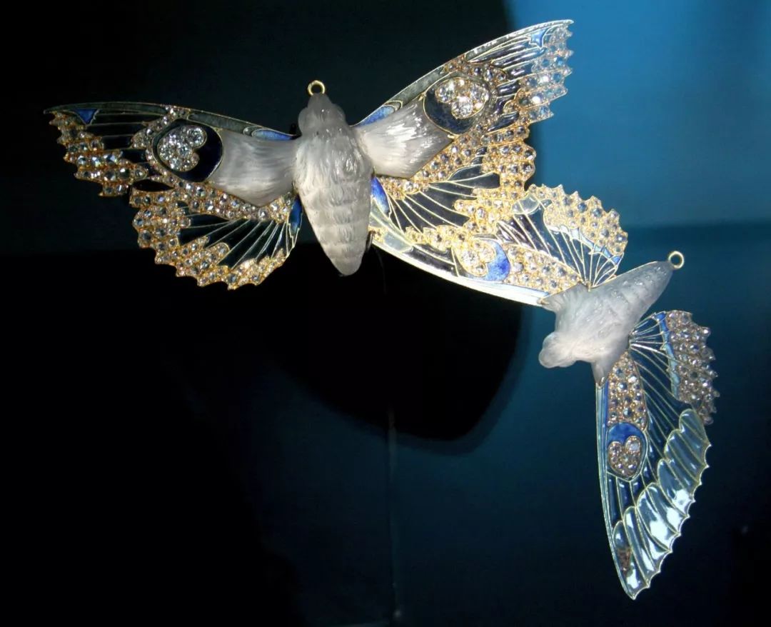 他是珠宝界的叛徒，但一件珠宝就能卖600万