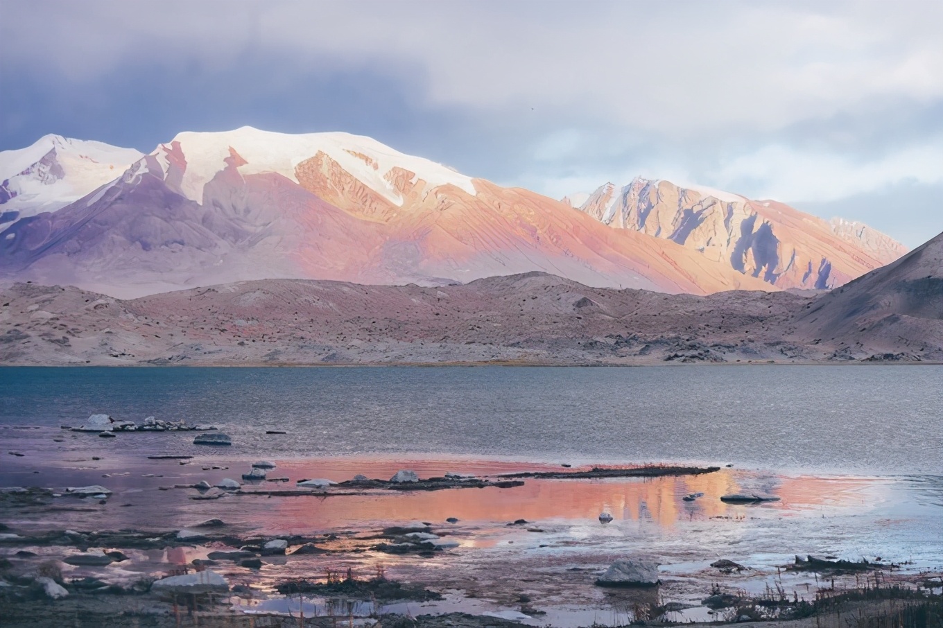 大美*疆新**，一个快递不包邮的地方，藏着不一样的异域风情