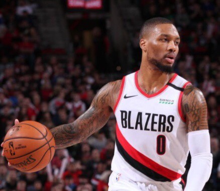 裁判对开拓者的误判,裁判误判利拉德干扰球现场视频