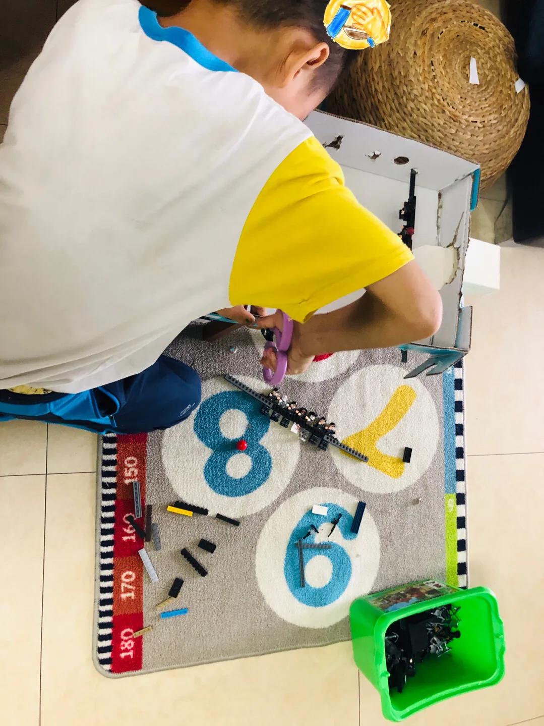 牛人自制桌上足球,儿童桌上足球怎么做