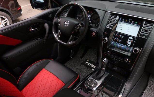 天津港提车回家,天津港提老款车