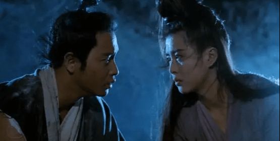 32年前王祖贤这部港片，“破尺度”出演，虽删减8分钟却依然经典