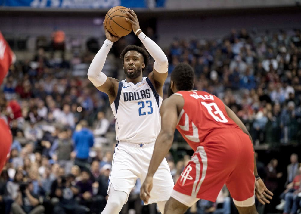 周琦上不了场完整视频,周琦在火箭队的表现